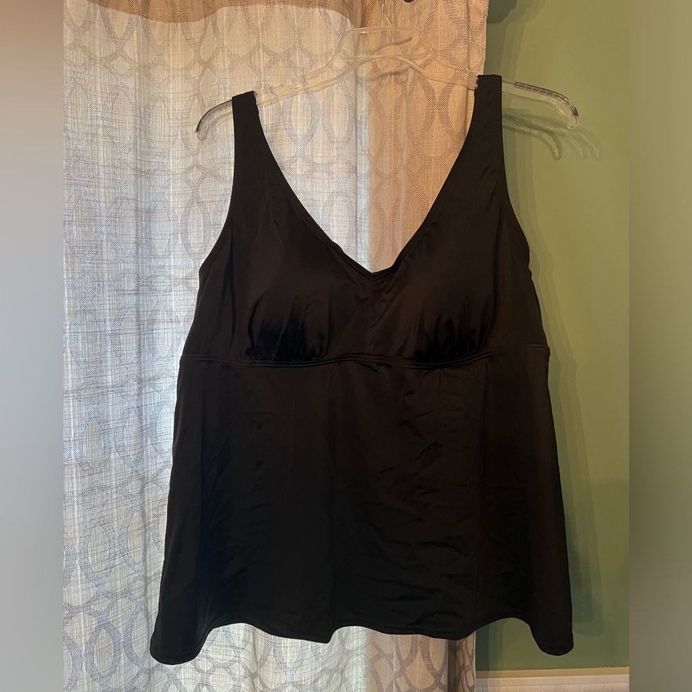 Swimsuits For All, Black tanking top size 24 women’s